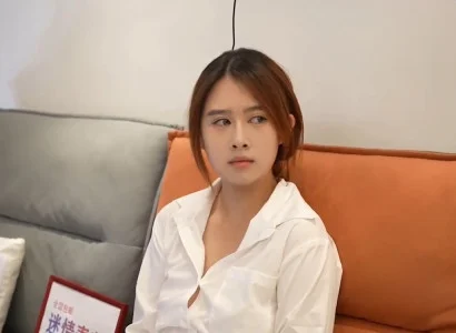 Trưởng phòng chuốc thuốc kích dục rồi cưỡng hiếp cô gái làm cùng