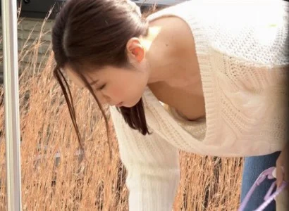 Mẹ và con trai bị ràng buộc bởi loạn luân
